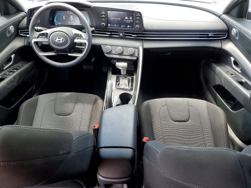 2025 HYUNDAI ELANTRA SE — Фото 8 из 12