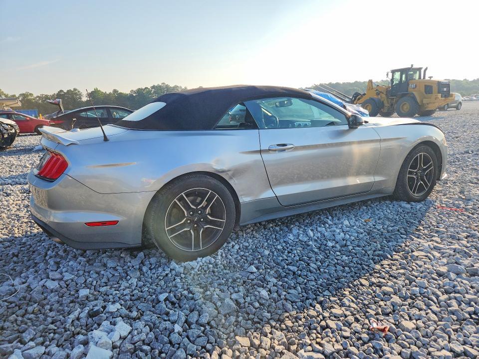 2020 FORD MUSTANG — Фото 3 из 12