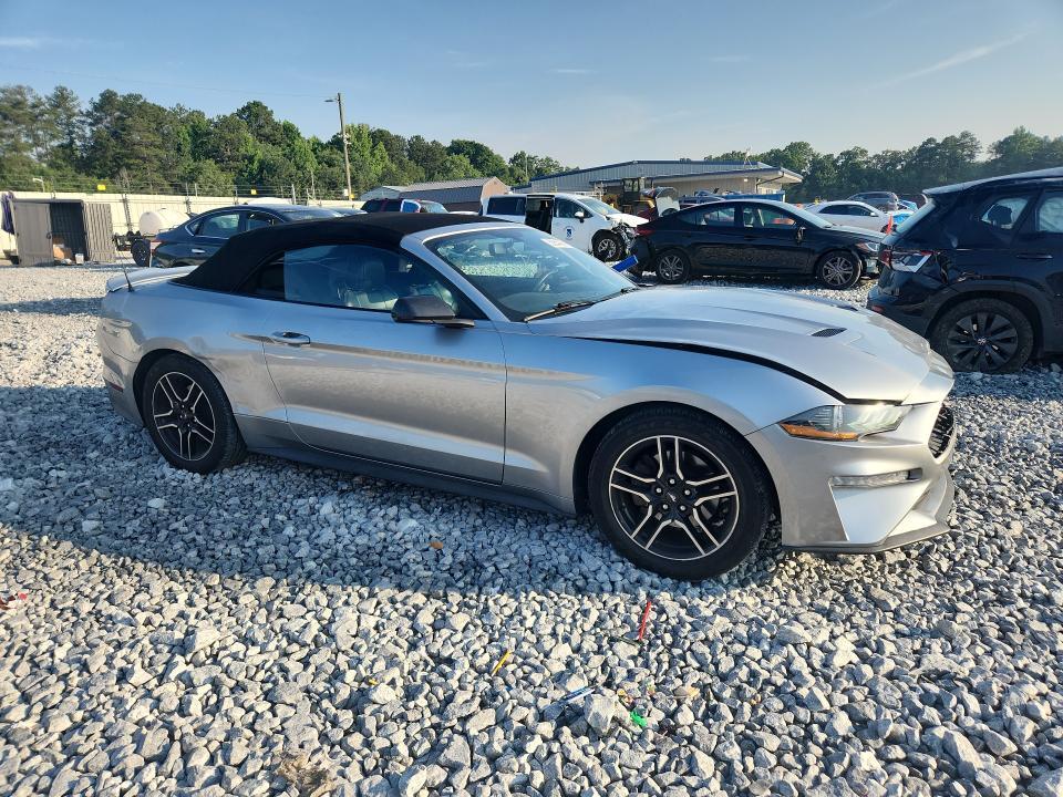 2020 FORD MUSTANG — Фото 4 из 12