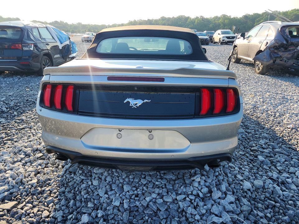 2020 FORD MUSTANG — Фото 6 из 12