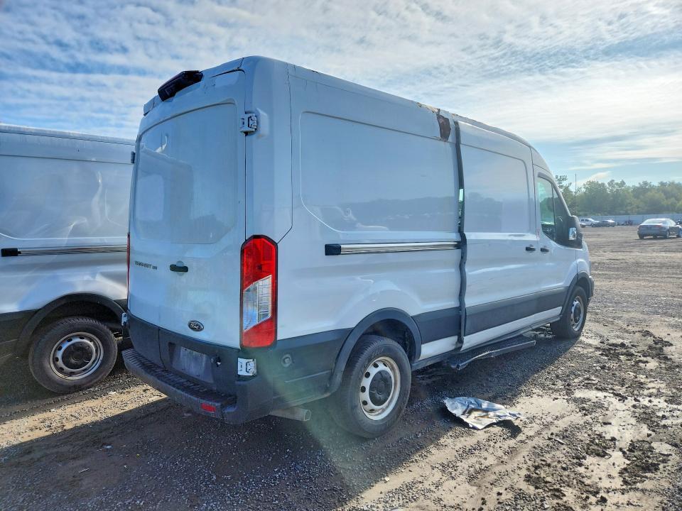 1FTYE1C84LKB32960 2020 FORD TRANSIT photo no. 3
