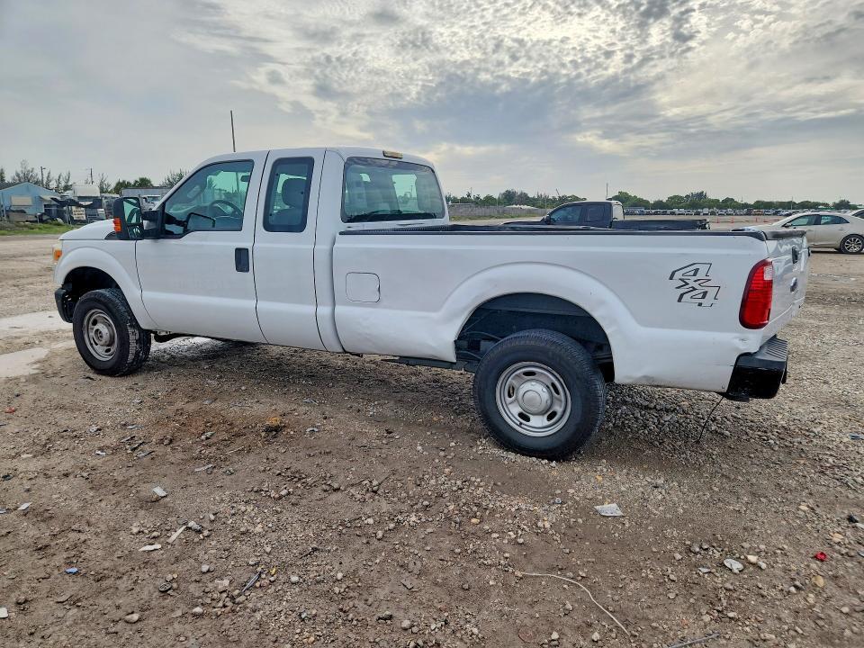 2015 FORD F250 SUPER DUTY — Фото 2 из 12