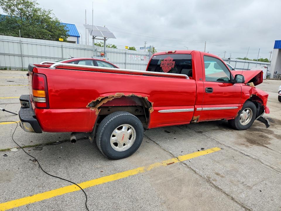 2002 GMC NEW SIERRA C1500 — Фото 3 из 13