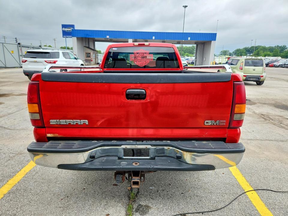 2002 GMC NEW SIERRA C1500 — Фото 6 из 13