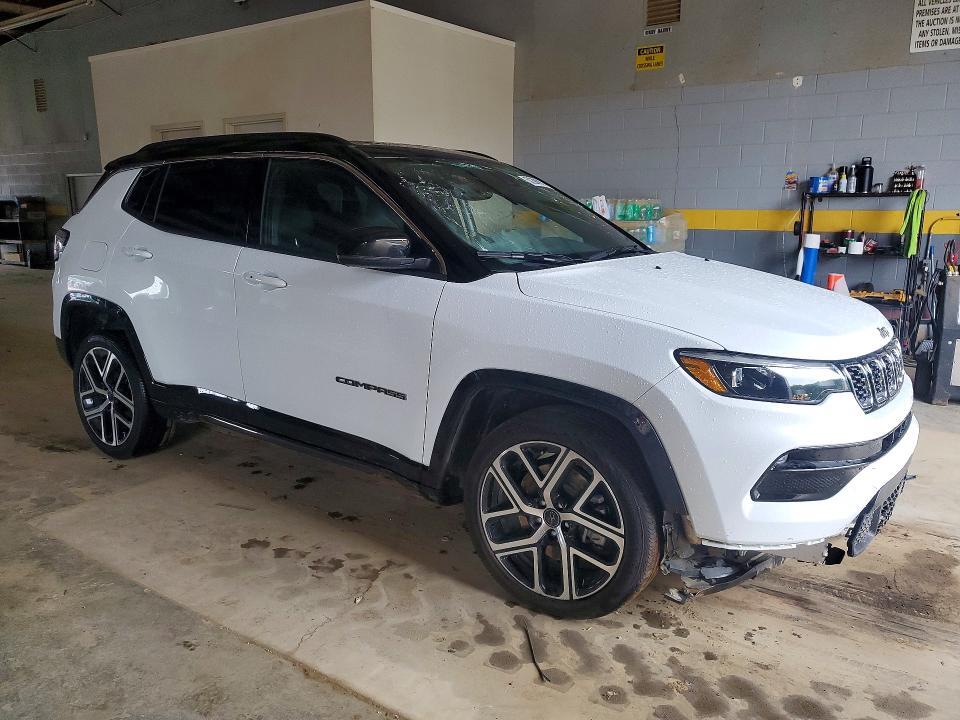 2025 JEEP COMPASS LIMITED — Фото 4 из 12