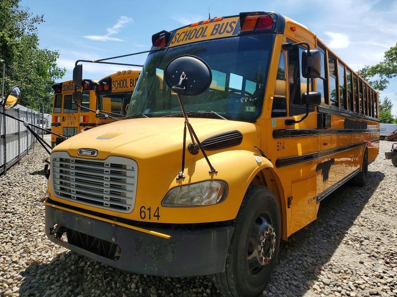 2010 THOMAS SAF-T-LINER C2 - SCHOOL BUS — Фото 2 из 10