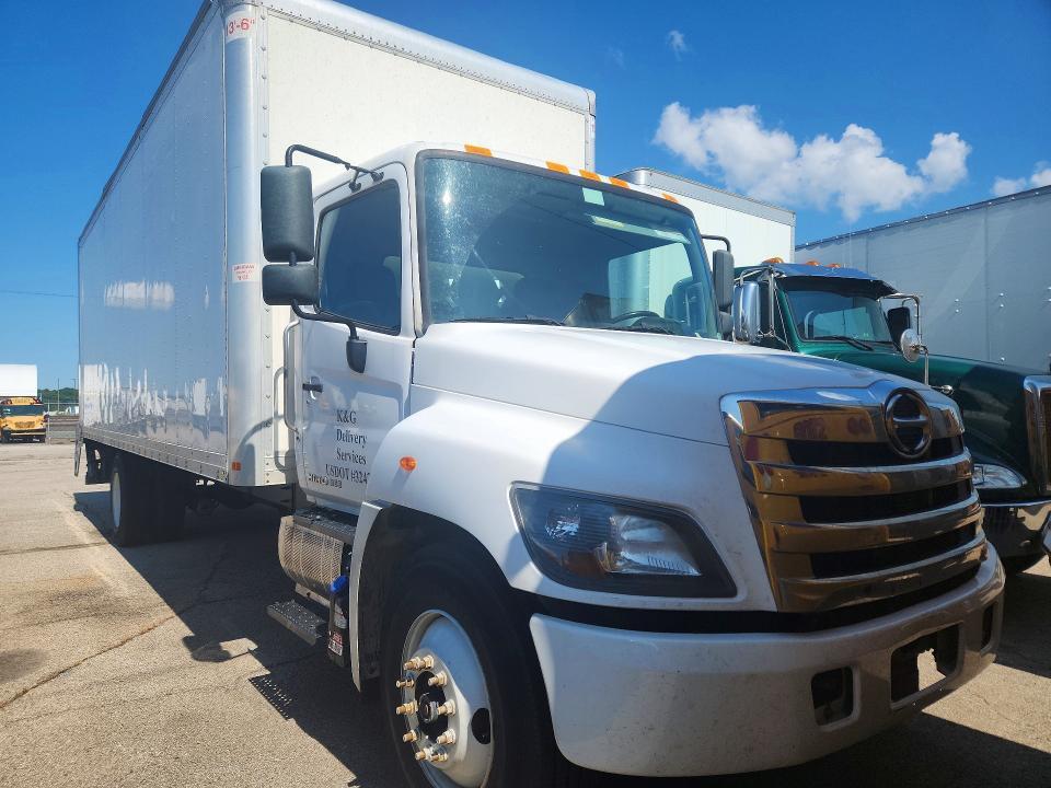 2020 HINO 258/268 BOX TRUCK — Фото 4 из 12