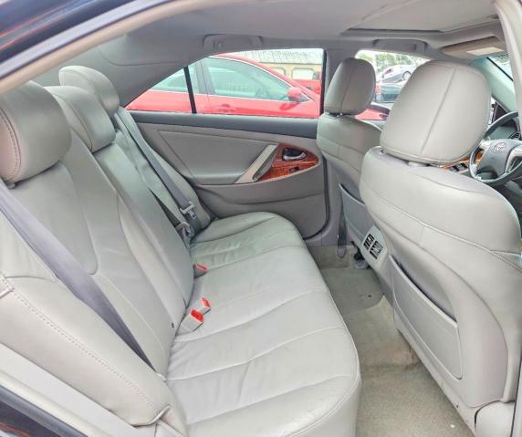 2010 TOYOTA CAMRY XLE V6 — Фото 10 из 12