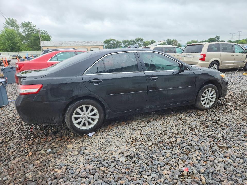 2010 TOYOTA CAMRY XLE V6 — Фото 3 из 12
