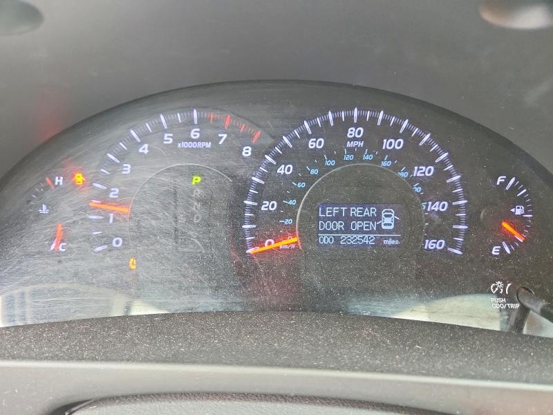2010 TOYOTA CAMRY XLE V6 — Фото 9 из 12