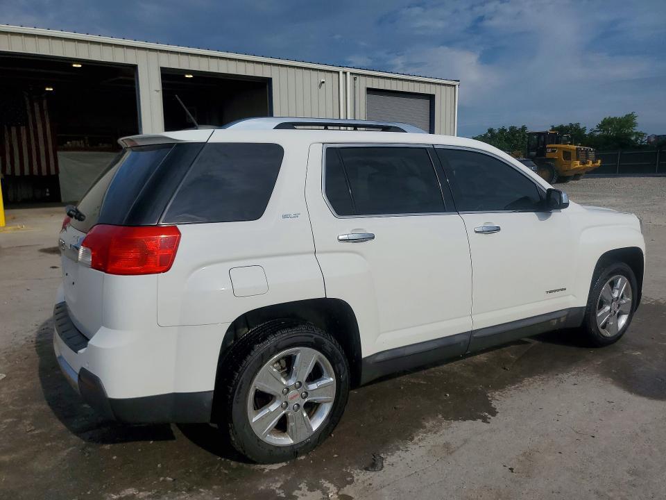 2015 GMC TERRAIN SLT — Фото 3 из 13