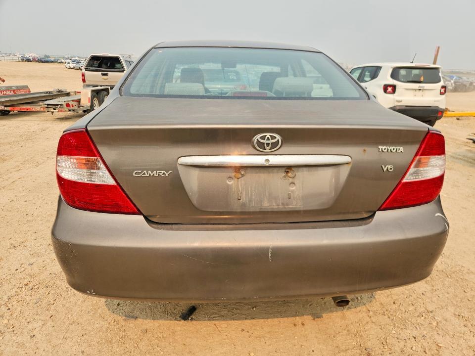 JTDBF32K220052630 2002 TOYOTA CAMRY photo no. 6