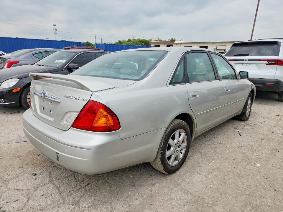 2002 TOYOTA AVALON XLS — Фото 3 из 12