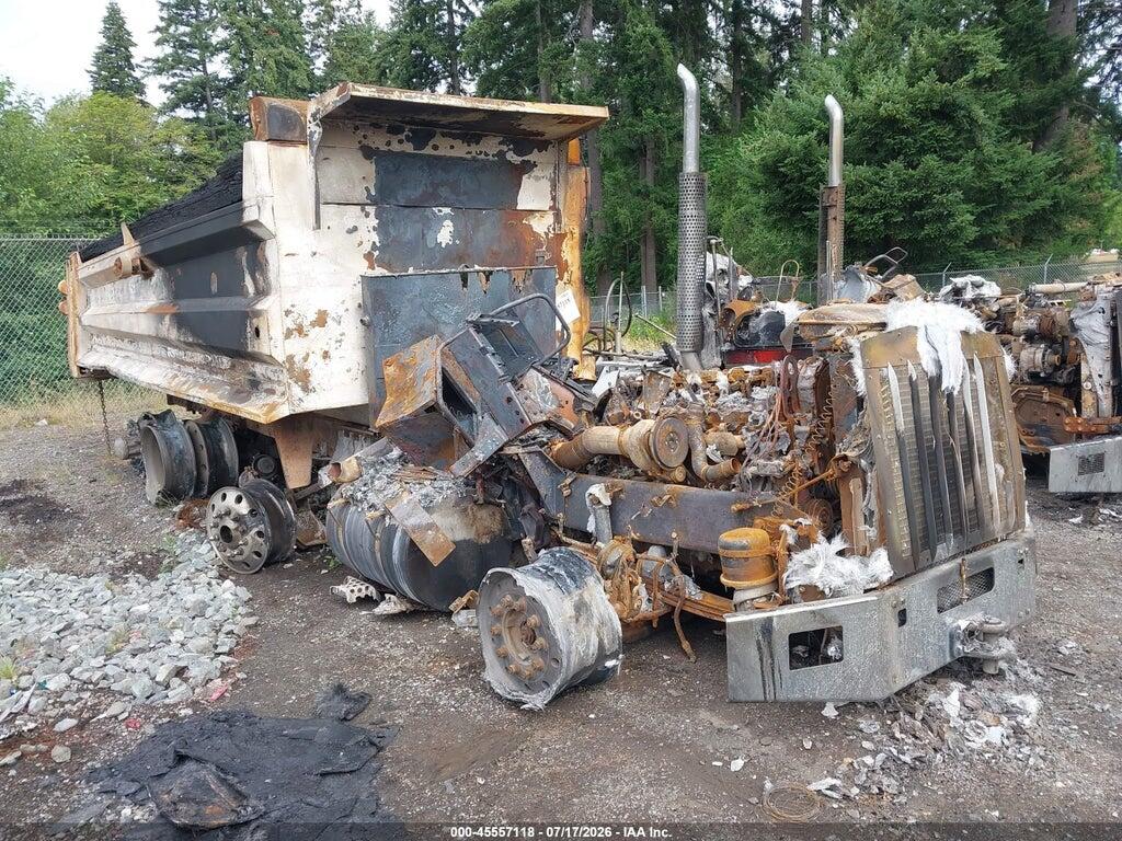 2004 KENWORTH CONSTRUCTION 1NKDXBEX44R058370