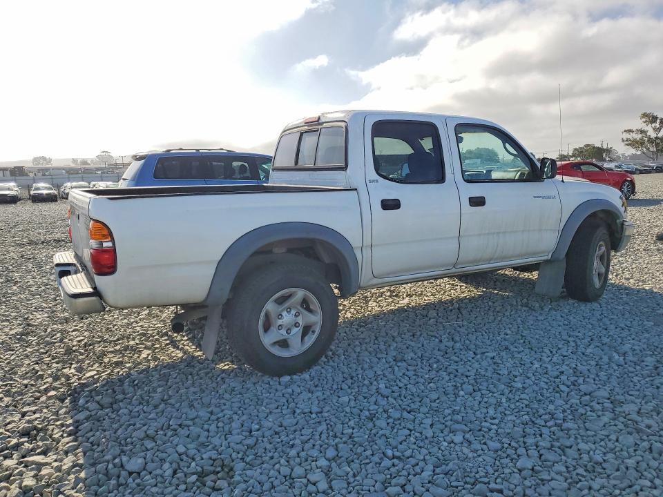 2002 TOYOTA TACOMA DOUBLE CAB PRERUNNER — Фото 3 из 12