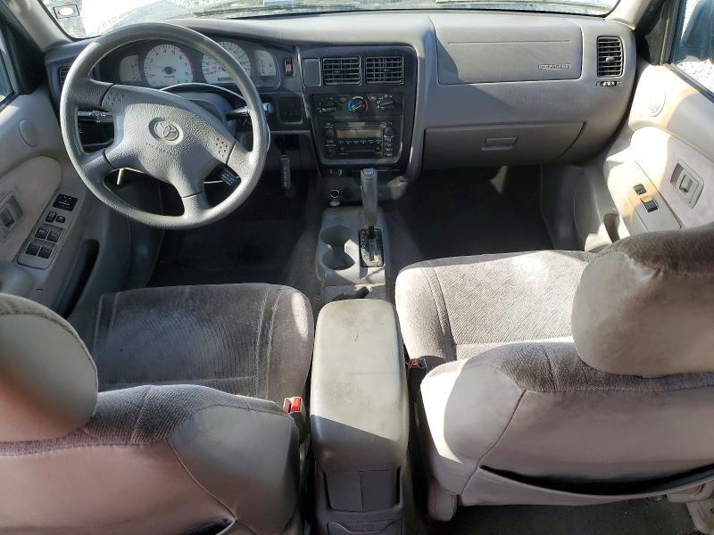 2002 TOYOTA TACOMA DOUBLE CAB PRERUNNER — Фото 8 из 12