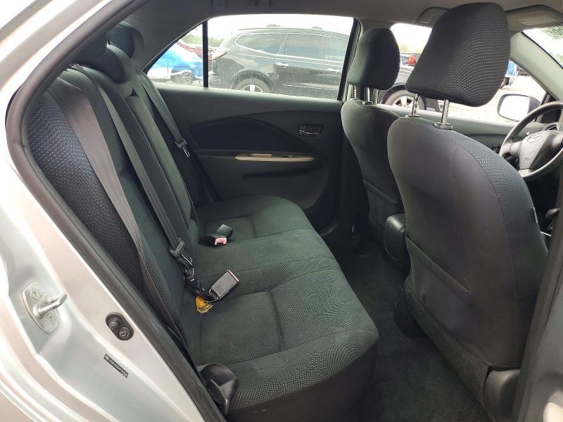 2010 TOYOTA YARIS BASE — Фото 10 из 12