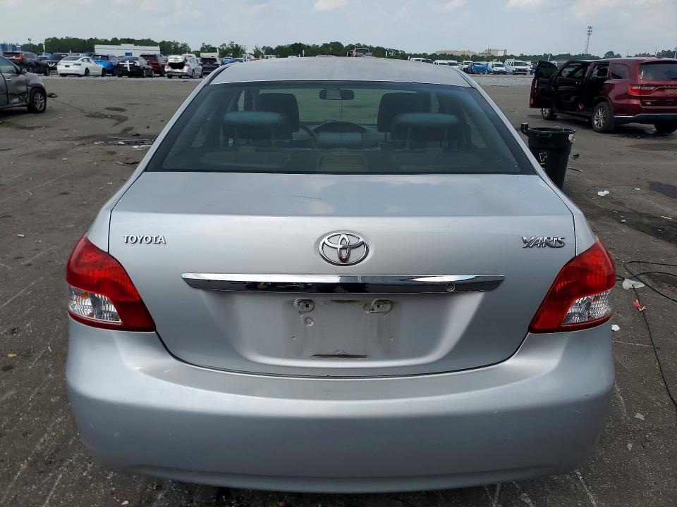 2010 TOYOTA YARIS BASE — Фото 6 из 12