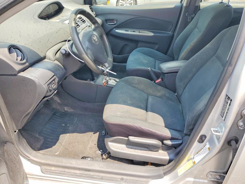 2010 TOYOTA YARIS BASE — Фото 7 из 12