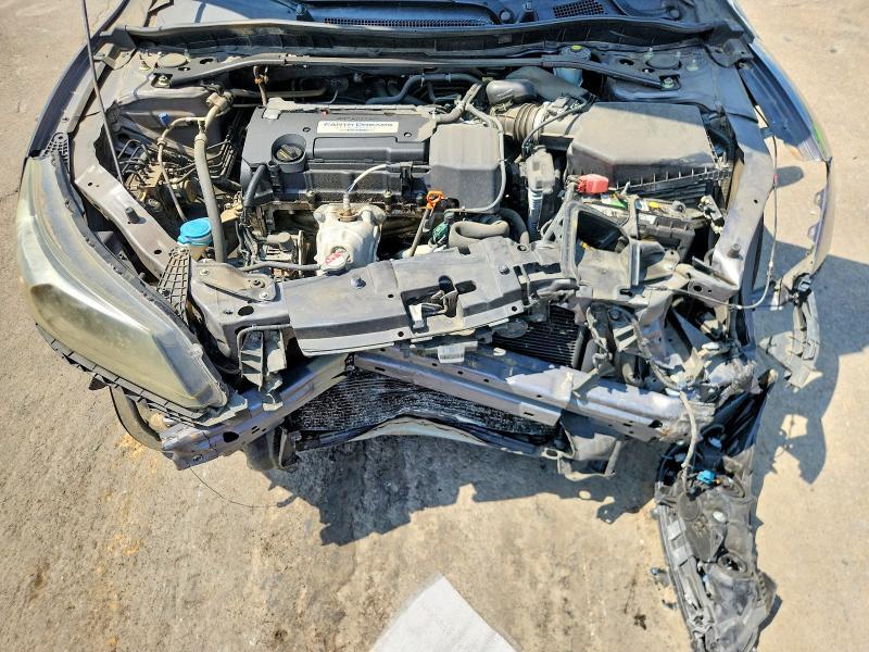 1HGCR2F88FA126834 2015 HONDA ACCORD photo no. 11