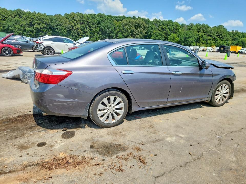1HGCR2F88FA126834 2015 HONDA ACCORD photo no. 3