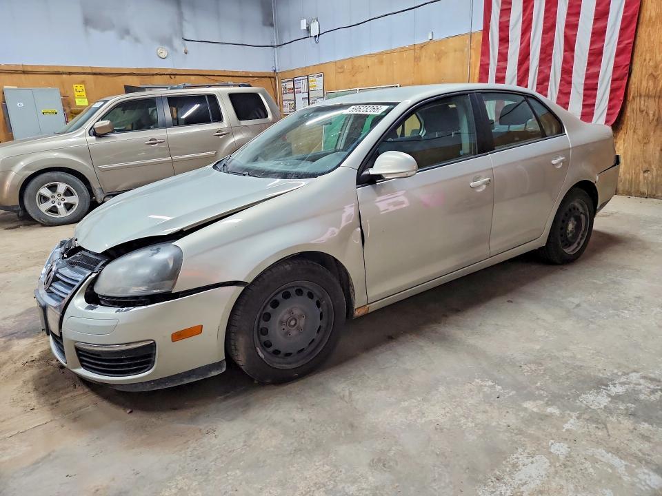 3VWJZ7AJ4AM081137 2010 VOLKSWAGEN JETTA photo no. 1