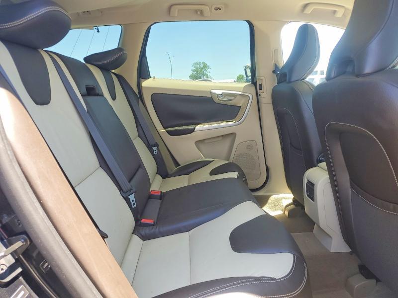 2010 VOLVO XC60 T6 — Фото 11 из 13