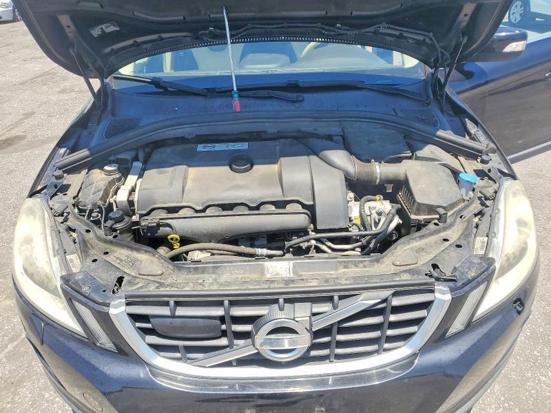 2010 VOLVO XC60 T6 — Фото 12 из 13