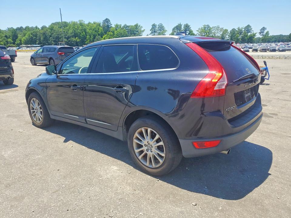 2010 VOLVO XC60 T6 — Фото 2 из 13