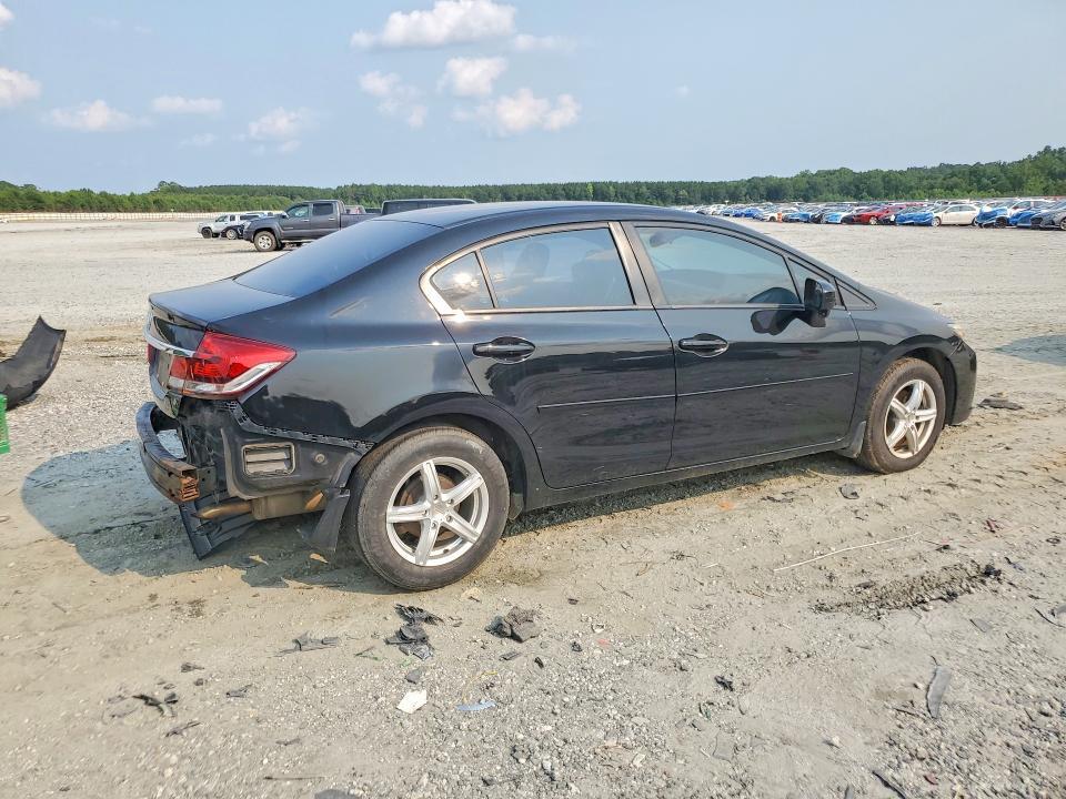 19XFB2F71FE056629 2015 HONDA CIVIC photo no. 3