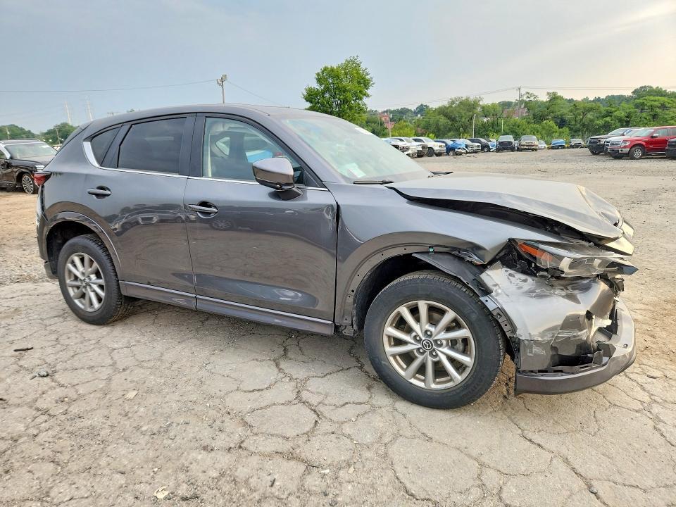 2025 MAZDA CX-5 PREFERRED — Фото 4 из 14