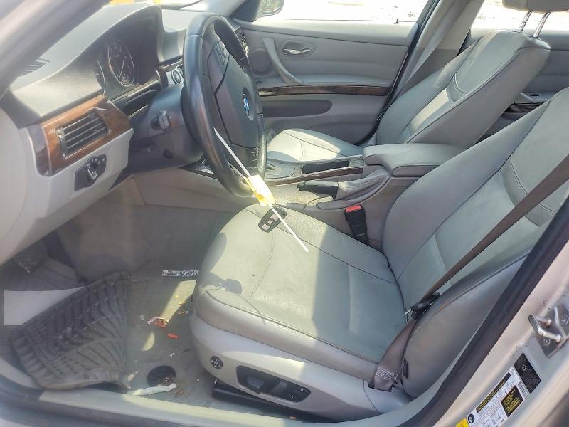 2011 BMW 328 I — Фото 7 из 12