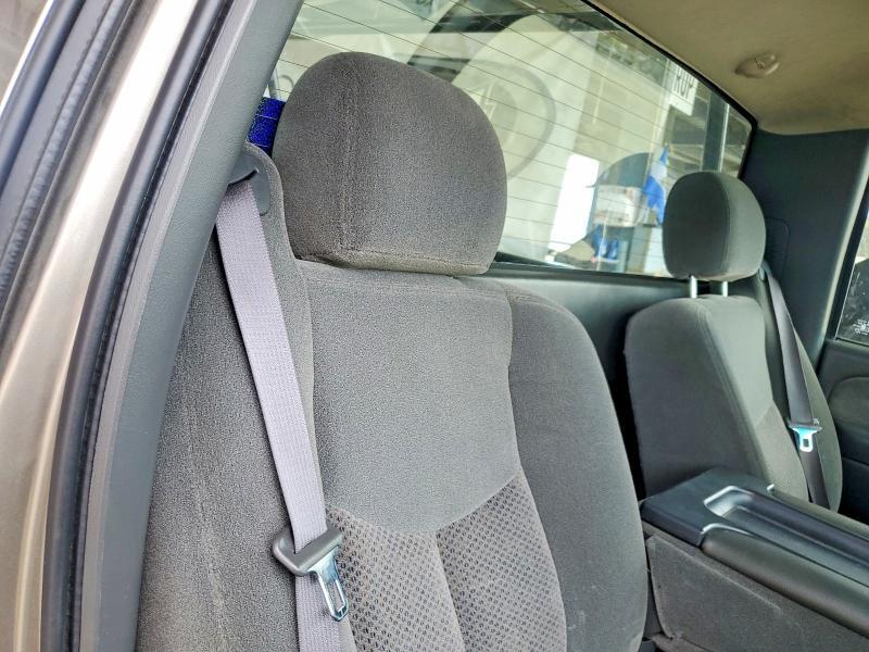 2003 CHEVROLET SILVERADO C1500 — Фото 10 из 12