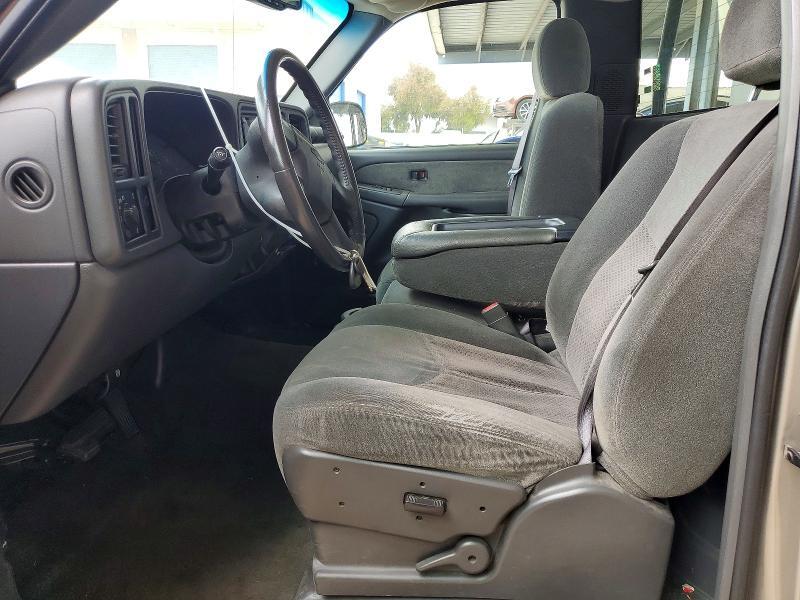 2003 CHEVROLET SILVERADO C1500 — Фото 7 из 12