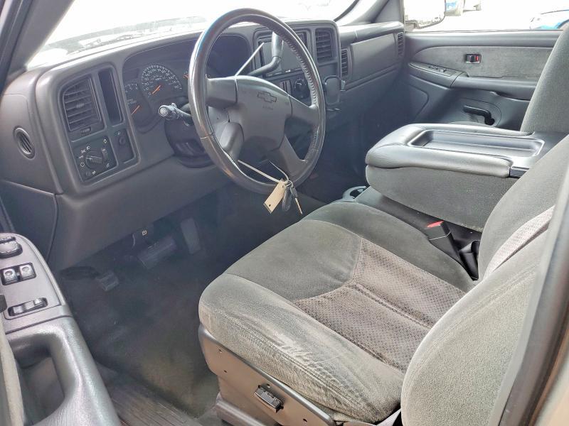 2003 CHEVROLET SILVERADO C1500 — Фото 8 из 12