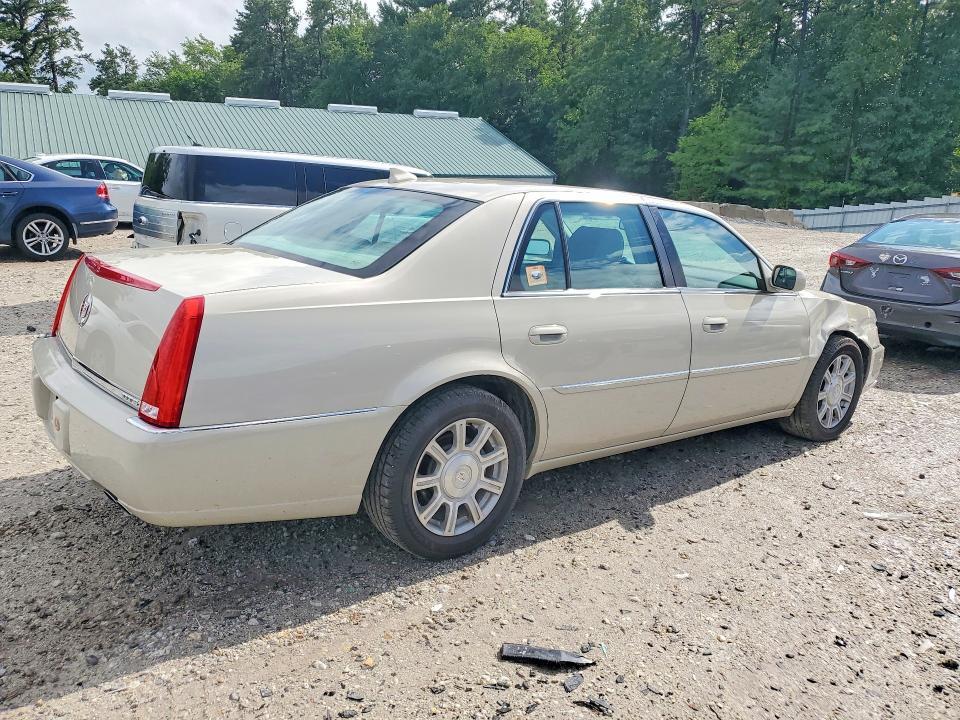 2011 CADILLAC DTS — Фото 3 из 12