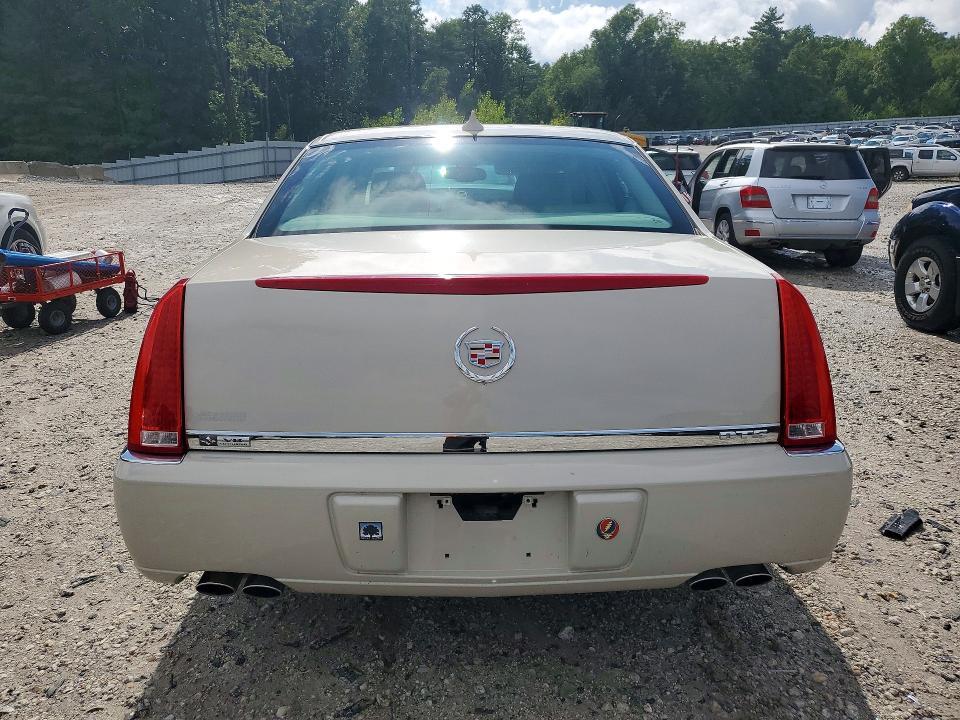 2011 CADILLAC DTS — Фото 6 из 12
