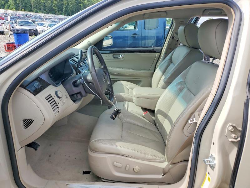 2011 CADILLAC DTS — Фото 7 из 12