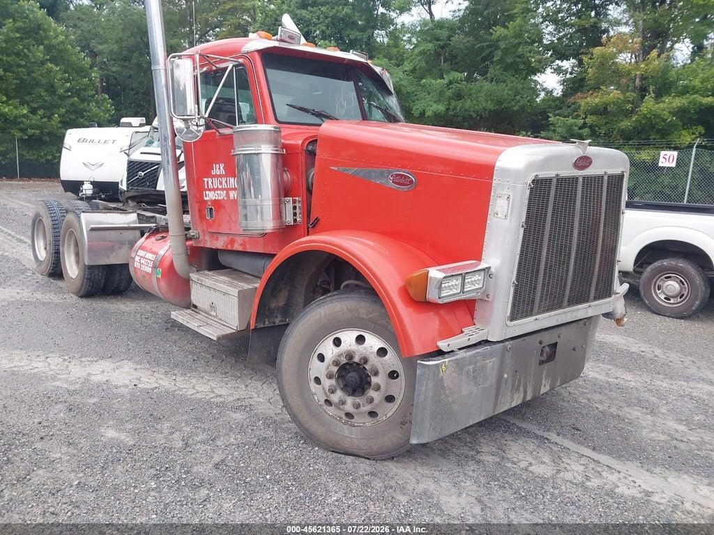 1XP5DB9X32N581441 2002 PETERBILT 379 photo no. 1