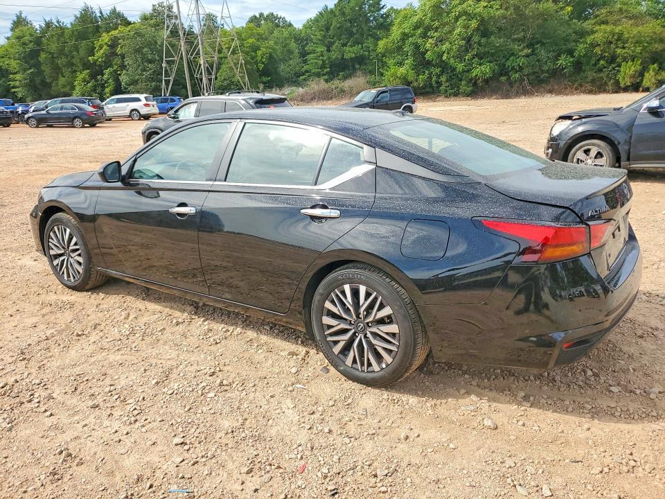 2025 NISSAN ALTIMA SV — Фото 2 из 12