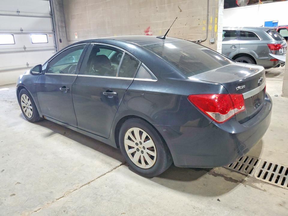 2011 CHEVROLET CRUZE LS — Фото 2 из 12