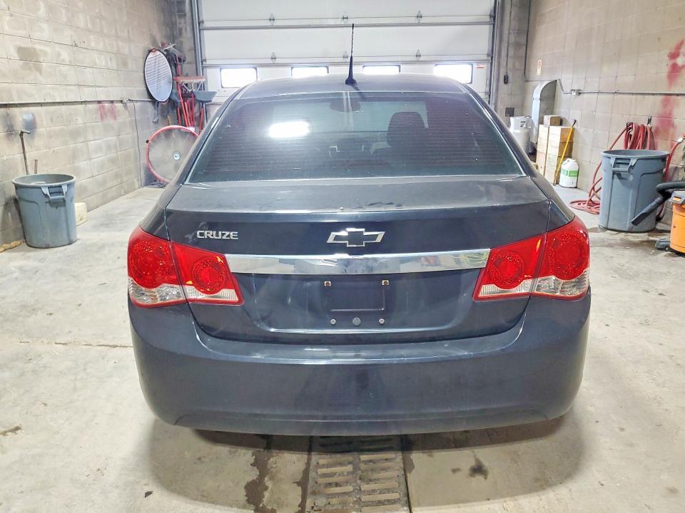 2011 CHEVROLET CRUZE LS — Фото 6 из 12