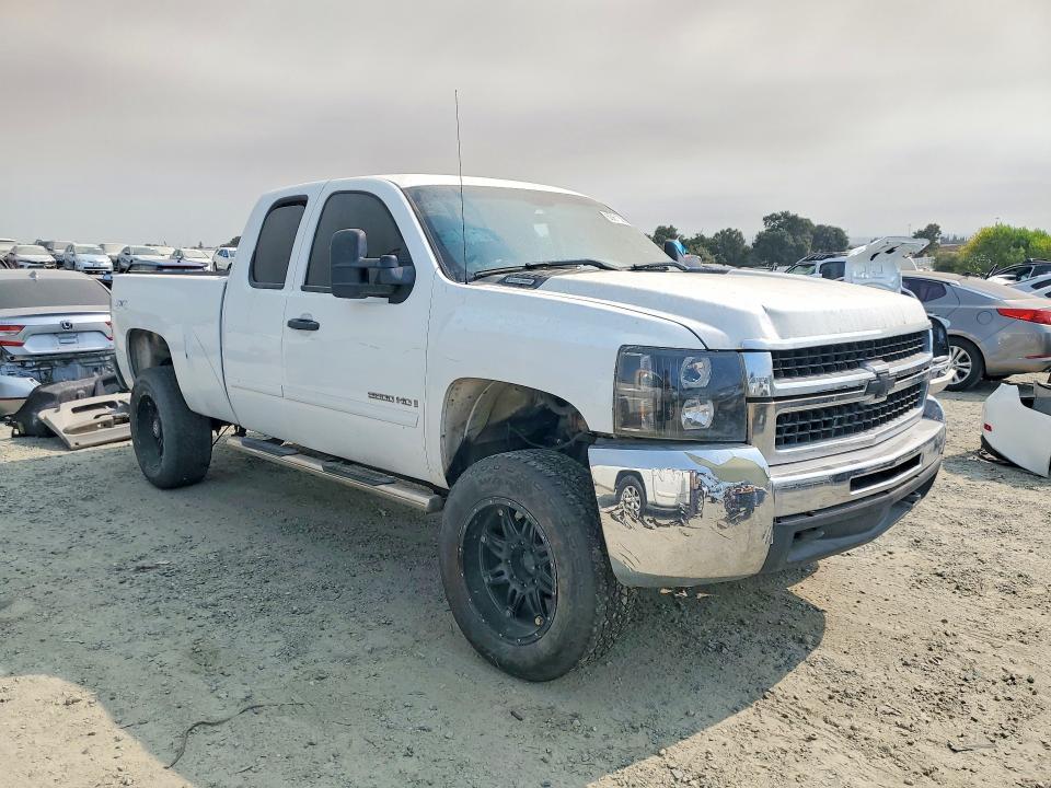2007 CHEVROLET SILVERADO K2500 HEAVY DUTY — Фото 4 из 12