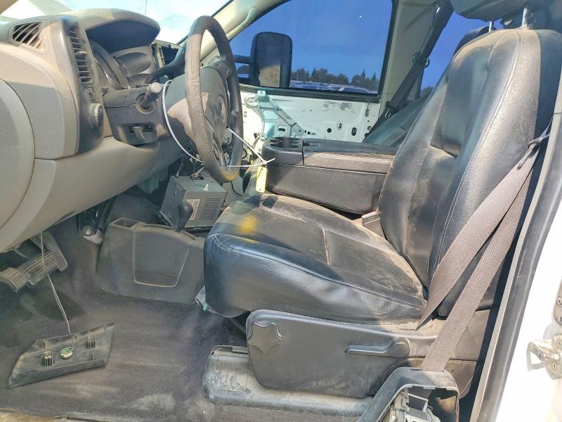 2007 CHEVROLET SILVERADO K2500 HEAVY DUTY — Фото 7 из 12