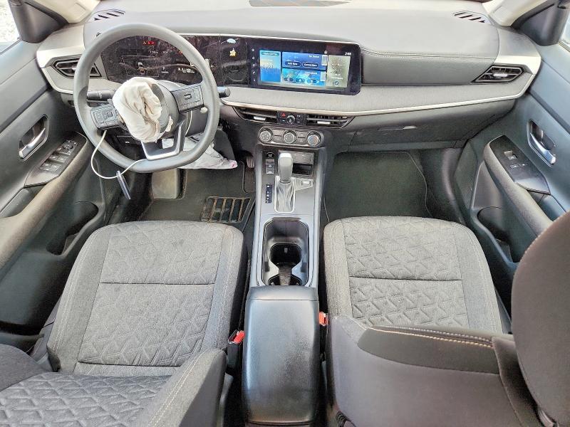 2025 NISSAN KICKS SV — Фото 8 из 12
