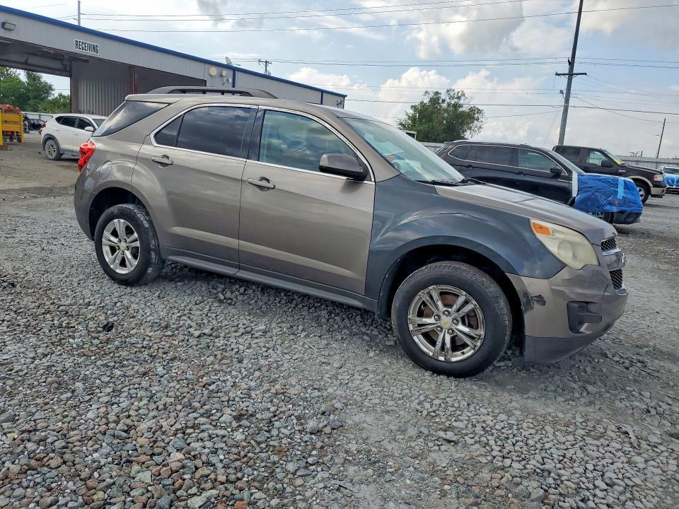 2CNALDEC0B6252696 2011 CHEVROLET EQUINOX photo no. 4