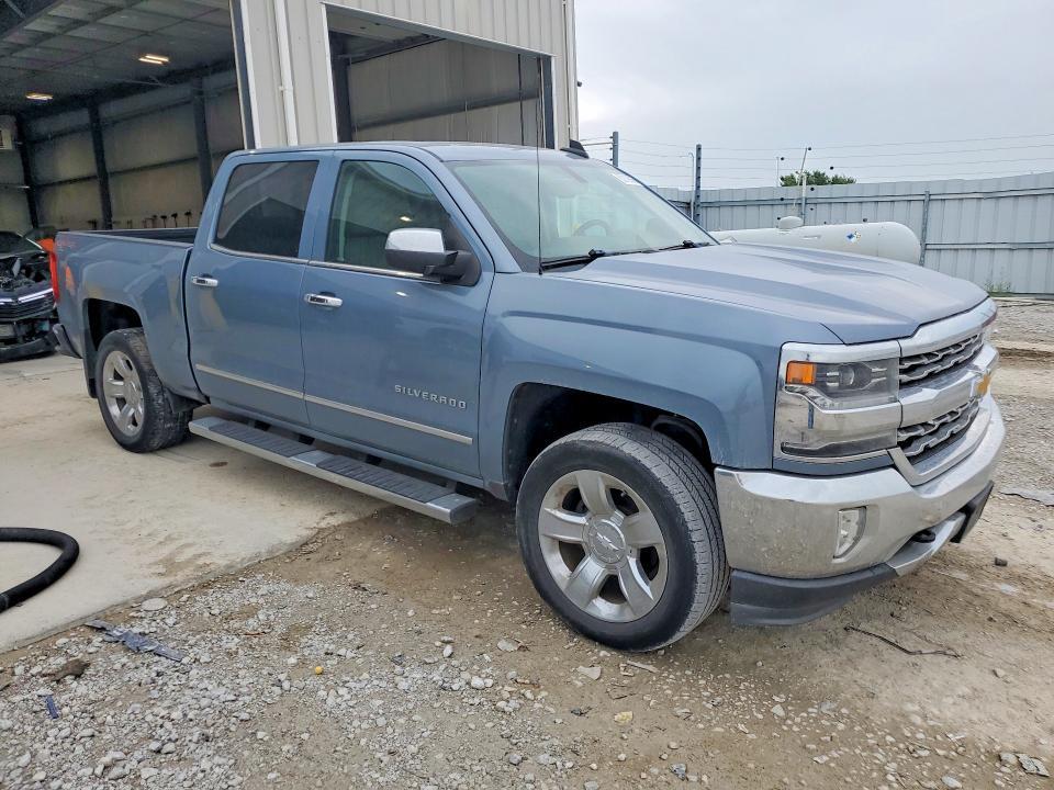 2016 CHEVROLET SILVERADO K1500 LTZ — Фото 4 из 12