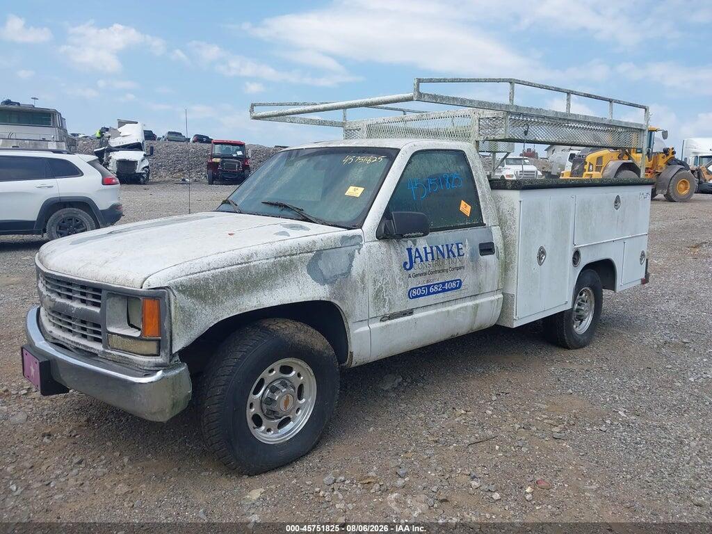 1GBGC34R1XF065631 1999 CHEVROLET C/K 3500 photo no. 2