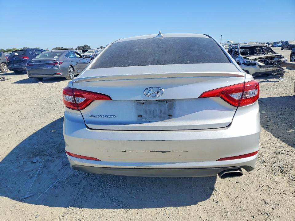 2015 HYUNDAI SONATA SE — Фото 6 из 12