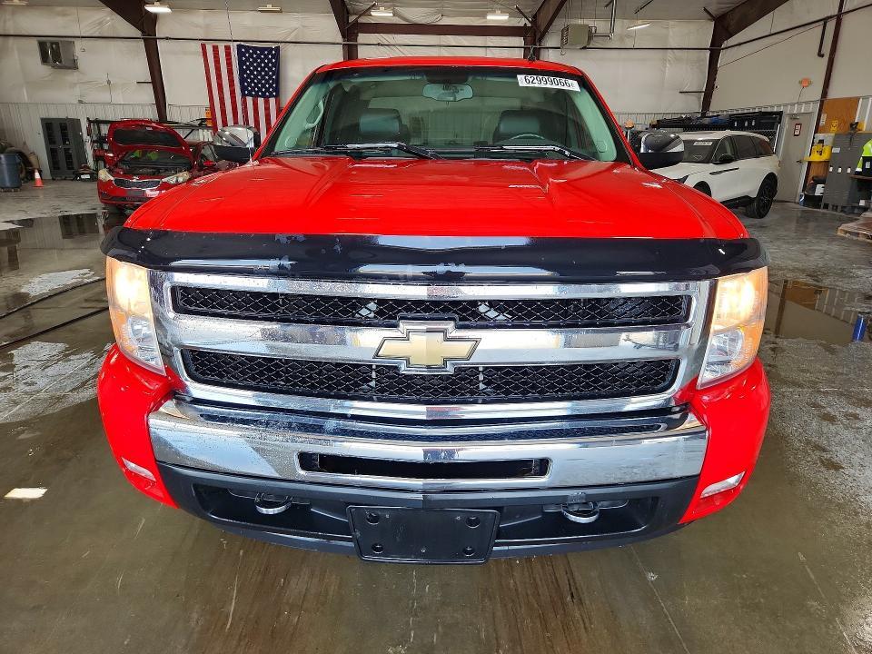 1GCRKSE36BZ295345 2011 CHEVROLET SILVERADO photo no. 5